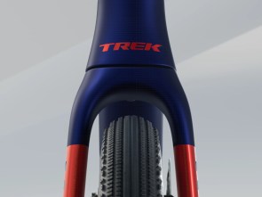 ποδηλατο-trek-checkmate-slr-7-axs-matte-hex-blue-plasma-grey-pearl-2025-4