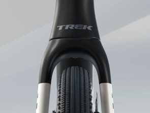 ποδηλατο-trek-checkmate-slr-7-axs-matte-trek-black-matte-deep-smoke-2025-4