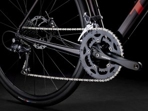 ποδηλατο-trek-domane-al-2-disc-gen-4-crimson-to-dark-carmine-fade-2025-10