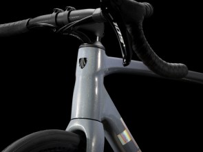 ποδηλατο-trek-emonda-alr-5-disc-slate-prismatic-black-prismatic-fade-2025-4
