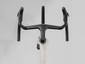 ποδηλατο-trek-madone-slr-7-gen-8-era-white-supernova-marble-2025-3