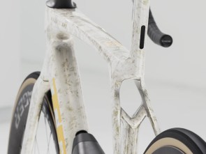 ποδηλατο-trek-madone-slr-7-gen-8-era-white-supernova-marble-2025-4